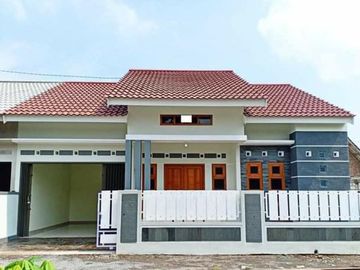 Rumah baru utara kampus UMY gamping