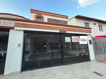 casa en venta en castellana. Cod V2757