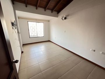 casa en venta en castellana. Cod V2757