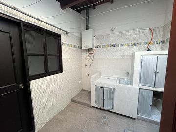 casa en venta en castellana. Cod V2757