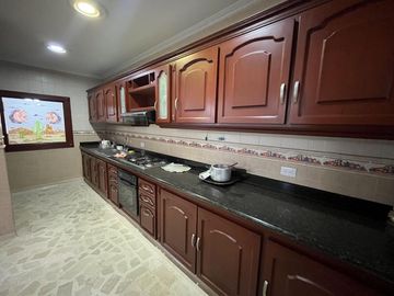casa en venta en castellana. Cod V2757