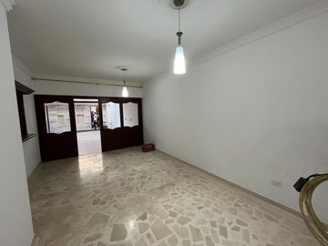 casa en venta en castellana. Cod V2757