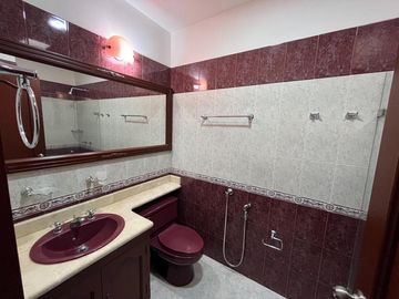 casa en venta en castellana. Cod V2757