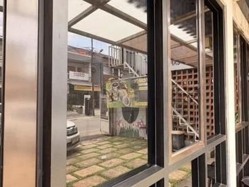 Disewakan Tempat Usaha di Jatiwaringin, Pondok Gede