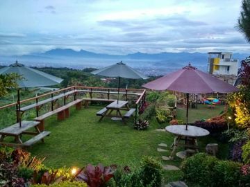 Villa Nyaman dan Sejuk VALLE VERDE Lokasi Cisarua .. | PROF M