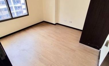 GET AS MUCH AS 10% DISCOUNT FOR RFO UNIT OR AVAIL A 5% EARLY MOVE IN PROMO