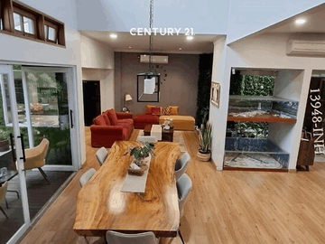Sale Dijual Cepat Rumah Depan Taman Di Senayan Bintaro