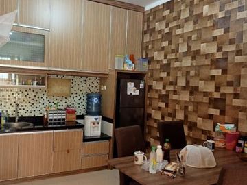 Rumah second semi furnished di Graha Raya Tang Sel 1,5 M