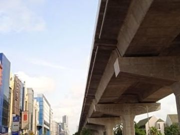 DISEWAKAN !! Ruko 3 Lantai Bagus, Lokasi Strategis HargaOk