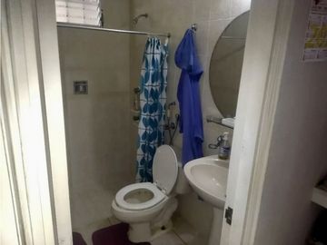 SE VENDE CASA CON PISCINA EN BRISAS DEL GOLF $275,000