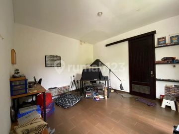 Rumah Semi Furnished 3 Menit Ke Mrt Lebak Bulus