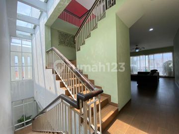 Rumah Semi Furnished 3 Menit Ke Mrt Lebak Bulus