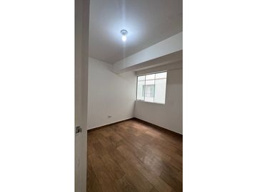 VENDO DEPARTAMENTO EN URB SANTA EDELMIRA