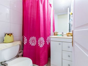 Departamento en Venta en Av. Las Condes / Puente nuevo