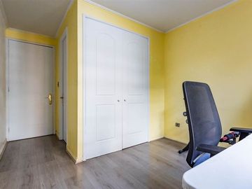 Departamento en Venta en Av. Las Condes / Puente nuevo