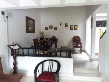 CASA EN VENTA BARRIO CENTRO |5050