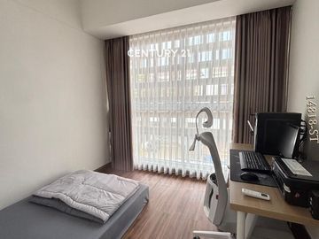 Dijual Rumah 2 Lantai Baru Selesai Renovasi Di Graha Raya Bintaro