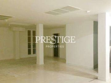 Shophouse for rent – 1 Bath in Pratamnak PCO2040