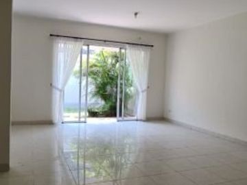 Disewakan Rumah Foresta Cluster Fresco Aria BSD City Tangerang Furnished Baru Renovasi Nyaman Murah