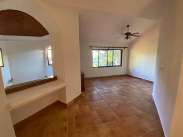 Casa tipo campestre con 3 recamaras y alberca en venta en Cancun