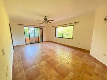 Casa tipo campestre con 3 recamaras y alberca en venta en Cancun