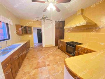 V enta de casa con 3 recamaras y alberca en Cancun