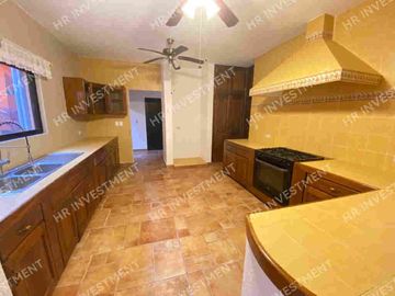 V enta de casa con 3 recamaras y alberca en Cancun