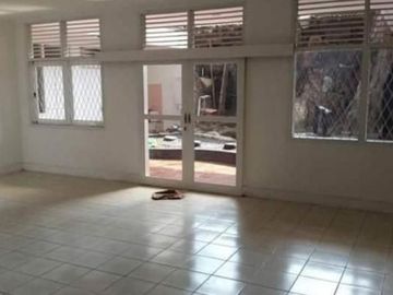 rumah di mainroad mainroad ir juanda dago bandung lokasi sangat strategis