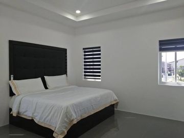 WITH POOL BRANDNEW 2-STOREY ELEGANT HOUSE AND LOT FOR SALE NEAR CLARK