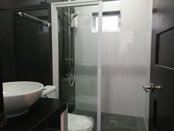 WITH POOL BRANDNEW 2-STOREY ELEGANT HOUSE AND LOT FOR SALE NEAR CLARK