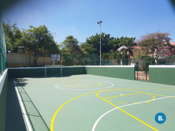 casa en venta en paseo de la castellana. Cod V543