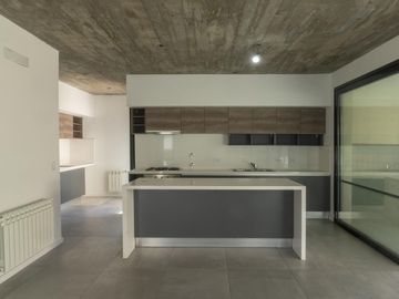 Casa de 3 dormitorios con piscina y parillero en Country San Sebastian