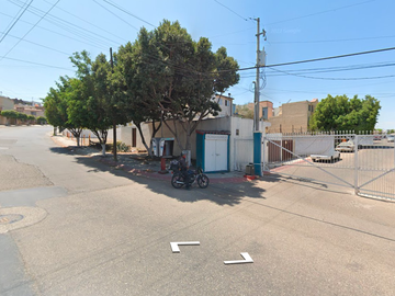 CASA EN VENTA EN FRACC. EL VALLE, TIJUANA, BAJA CALIFORNIA! - JCH