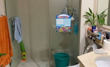Condominium 2 Bedrooms: 2 Bedrooms Condo For Sale in ManansalaTower Rockwell Makati City
