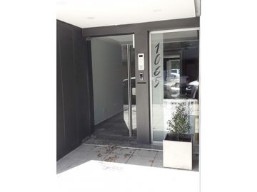 EXCELENTE  TRES AMBIENTES CON DETALLES DE CATEGORA