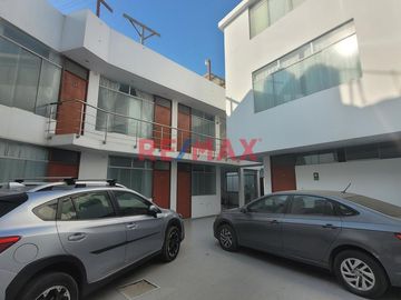 Propiedad excepcional en Las Lomas de Huanchaco, una urbanización que ha experimentado un desarrollo ordenado y armonioso durante la última década, co