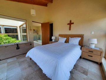 CASA EN VENTA, VALLE DE BRAVO