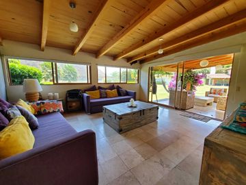CASA EN VENTA, VALLE DE BRAVO