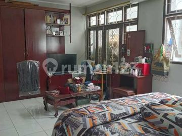 Dijual Rumah 3 Lantai Include AC Tiap Kamar SHM Siap Huni di Puri Bintaro