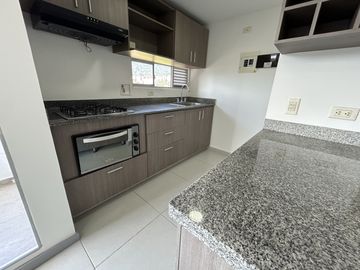 apartamento en arriendo en las antillas. Cod A9434009
