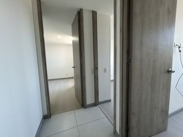 apartamento en arriendo en las antillas. Cod A9434009