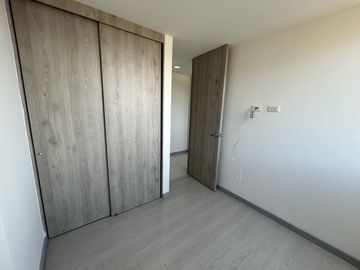 apartamento en arriendo en las antillas. Cod A9434009