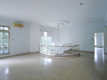 Villa Hook Komplek Taman Polonia 4