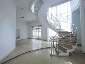 Villa Hook Komplek Taman Polonia 4