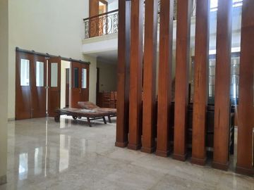 10 Bedroom House for rent