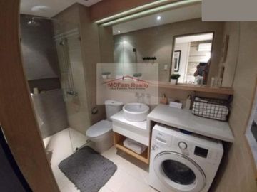 Condominium for sale in Pasig City SEND Message to Area Manager: DONALD PORTUGUEZ SUN# 0933825---- GLOBE/TM# 0955561----
