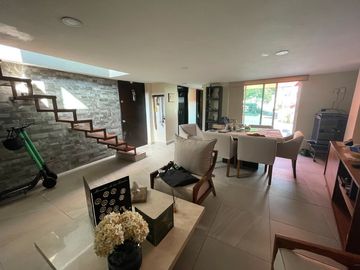 VENTA HERMOSO PENTHOUSE CON ROOF GARADEN EN CLUB DE GOLF MÉXICO, CDMX