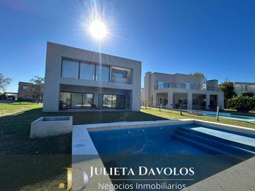 Casa a la Venta 4 ambientes Barrio El Canton Escobar-Maschwitz