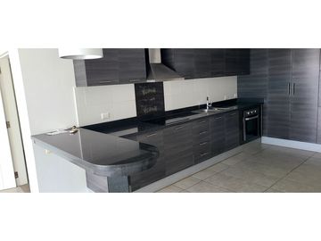 Se vende departamento en Ciudad del Mar, Manta, Manabí