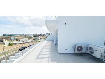 Se vende departamento en Ciudad del Mar, Manta, Manabí